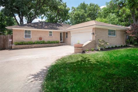 2822 W Colorado Boulevard Dallas TX 75211