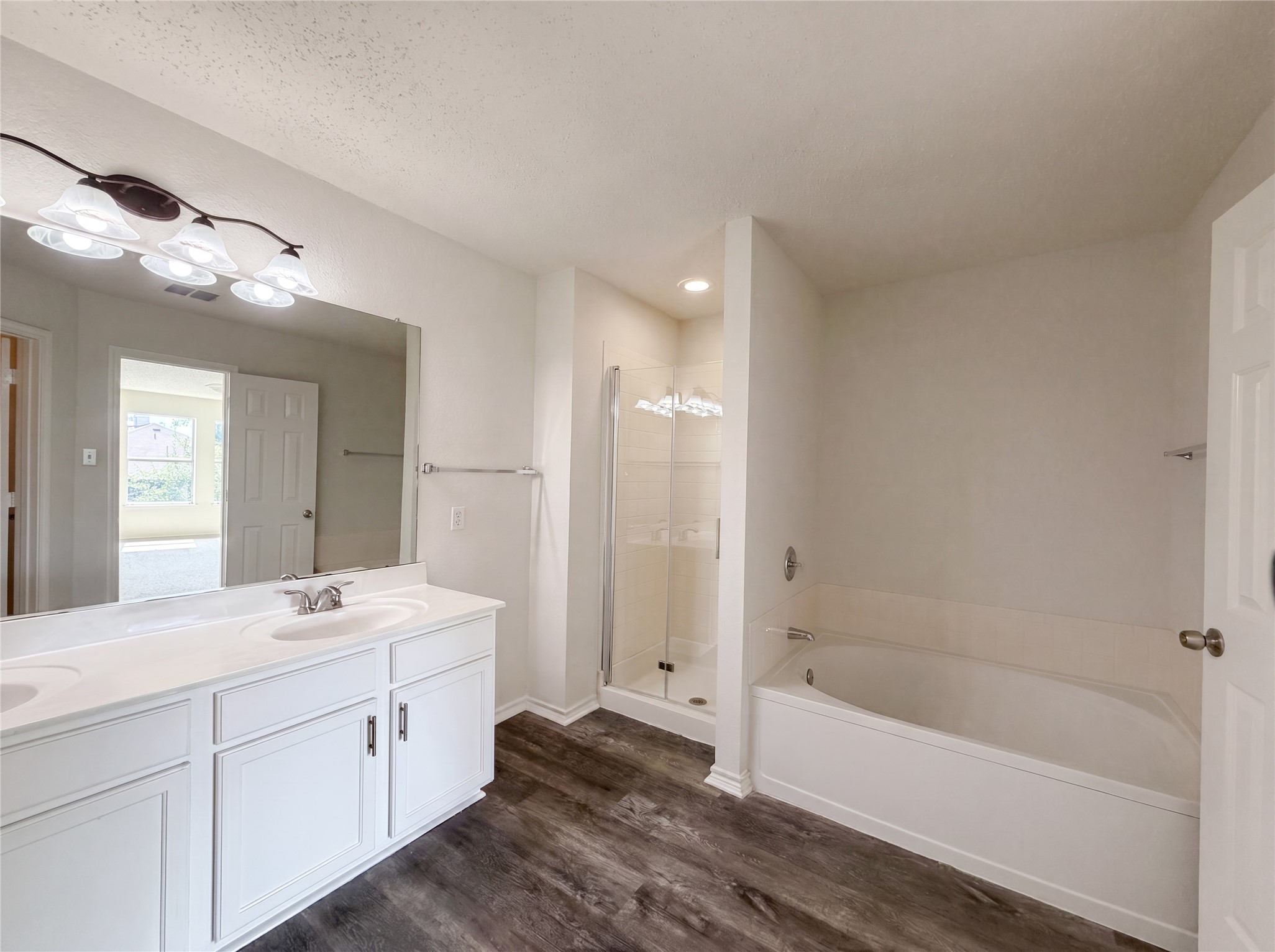 2320 Bantry Lane Arlington TX 76002