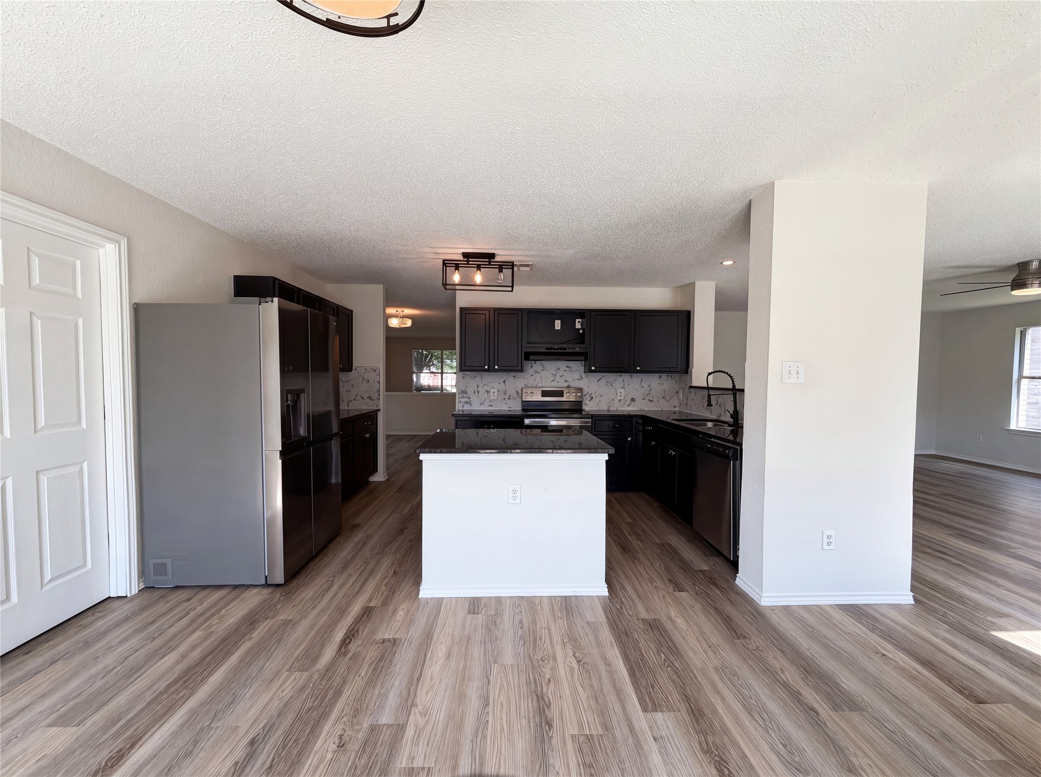 2320 Bantry Lane Arlington TX 76002