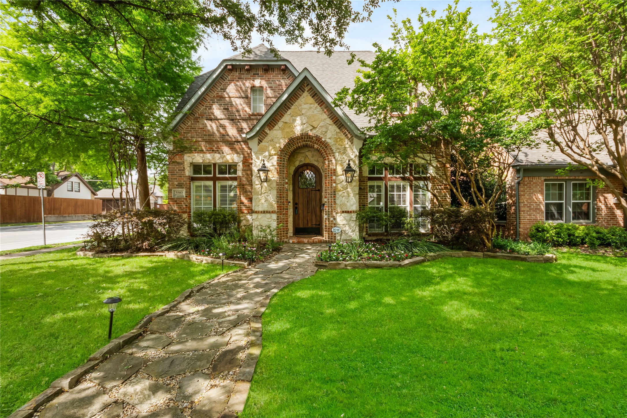 5503 Monticello Avenue Dallas TX 75206