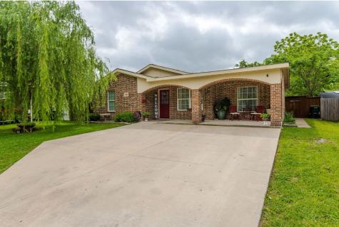 1306 Richard Street Mesquite TX 75149