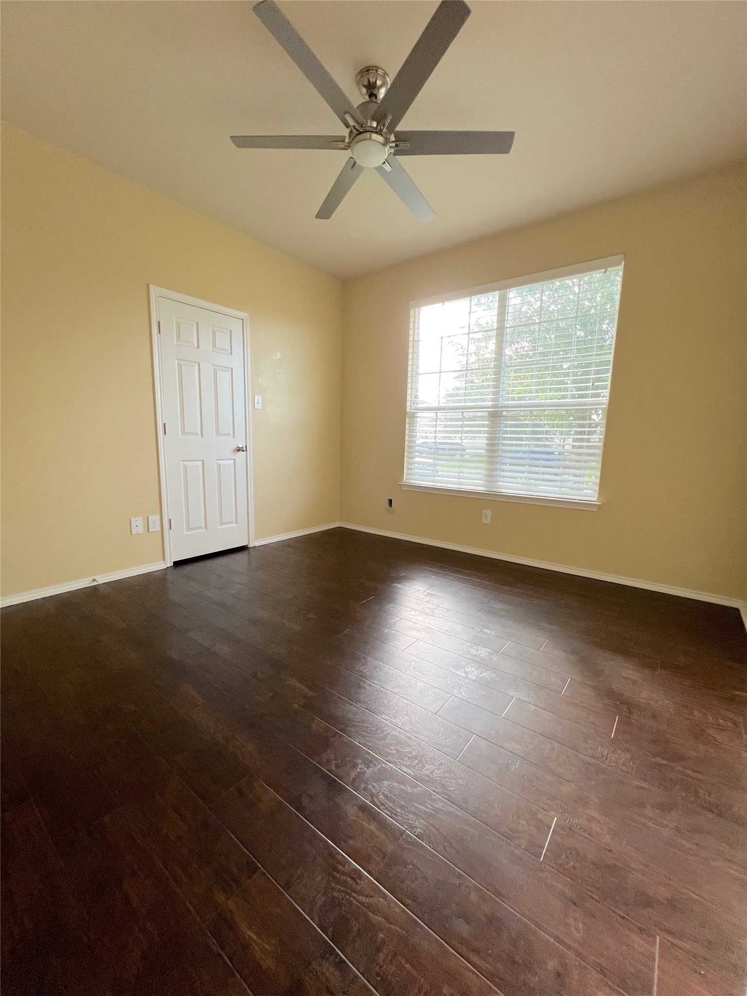 6621 Burling Street Waco TX 76712