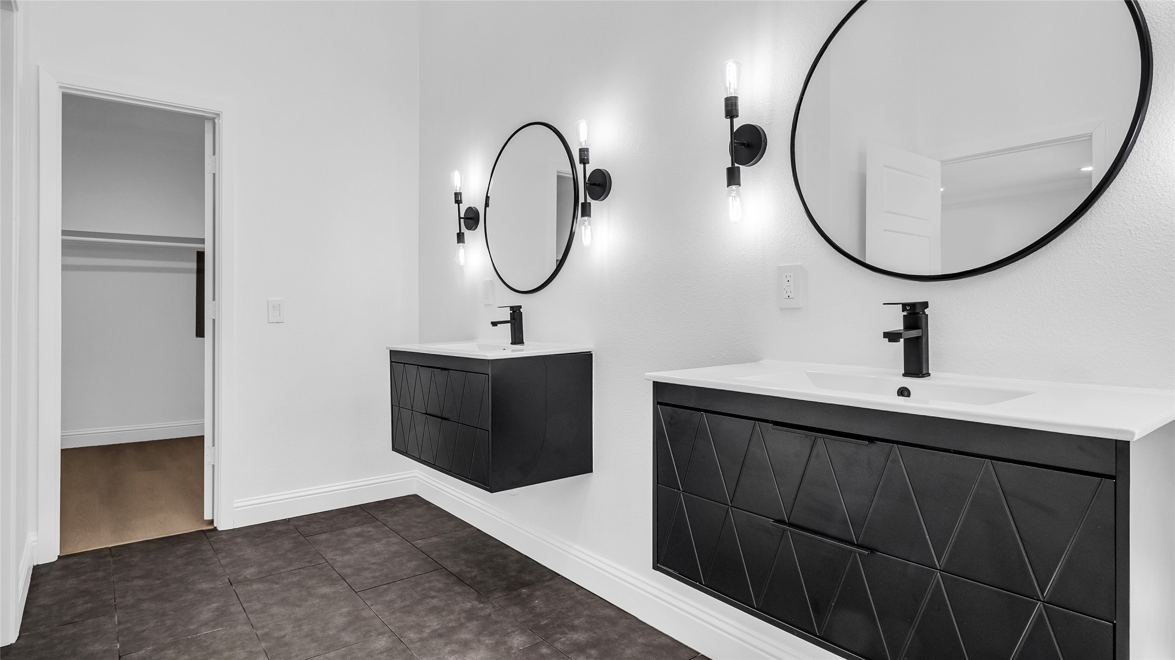 1202 Quail Hollow Drive Garland TX 75043