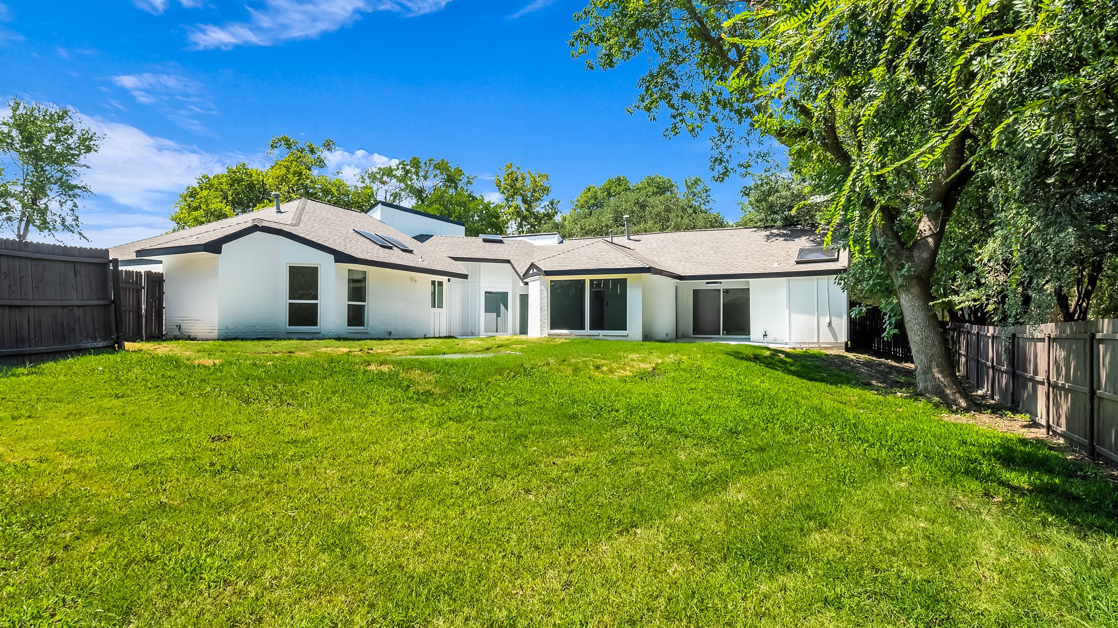 1202 Quail Hollow Drive Garland TX 75043