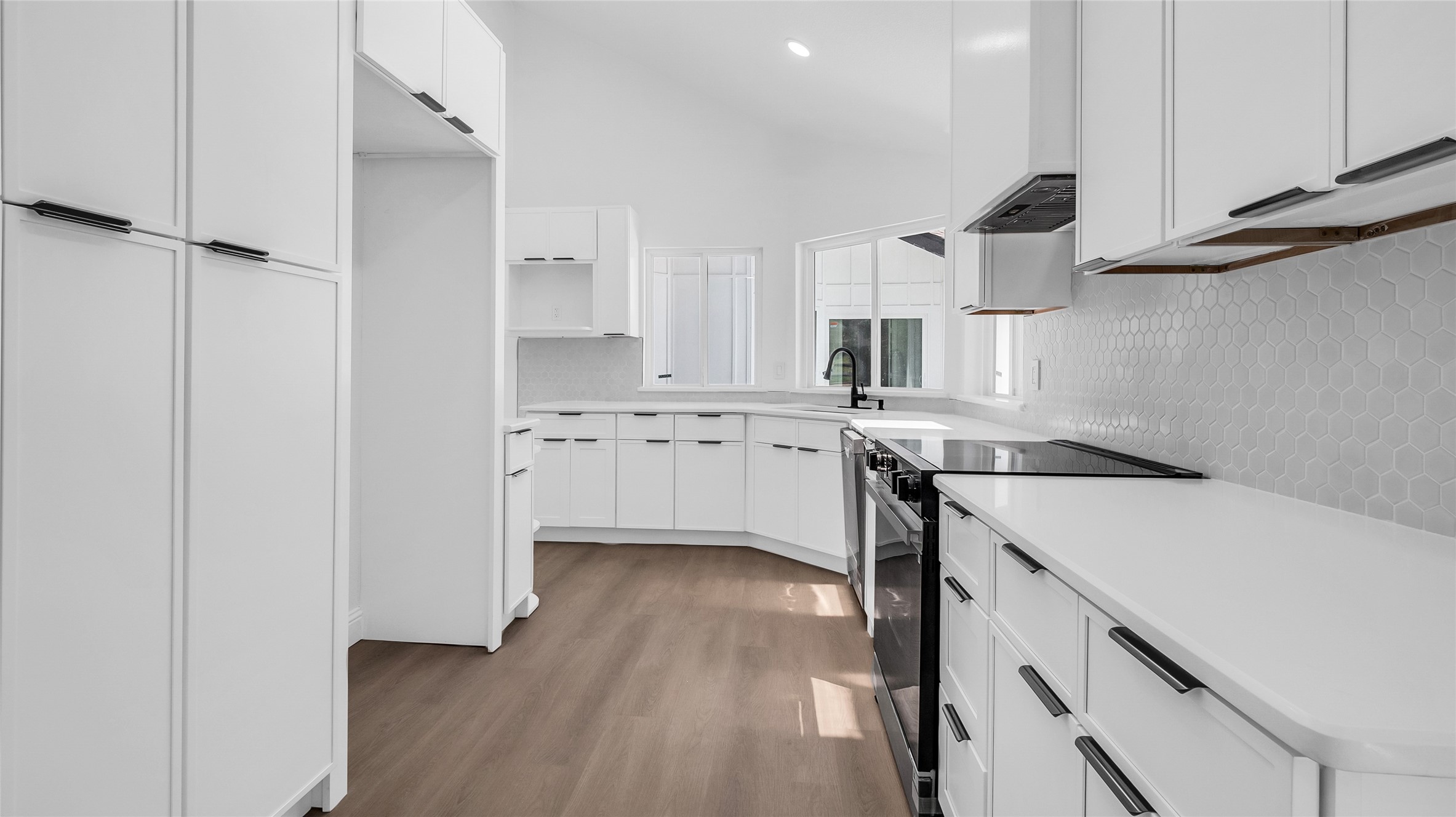 1202 Quail Hollow Drive Garland TX 75043