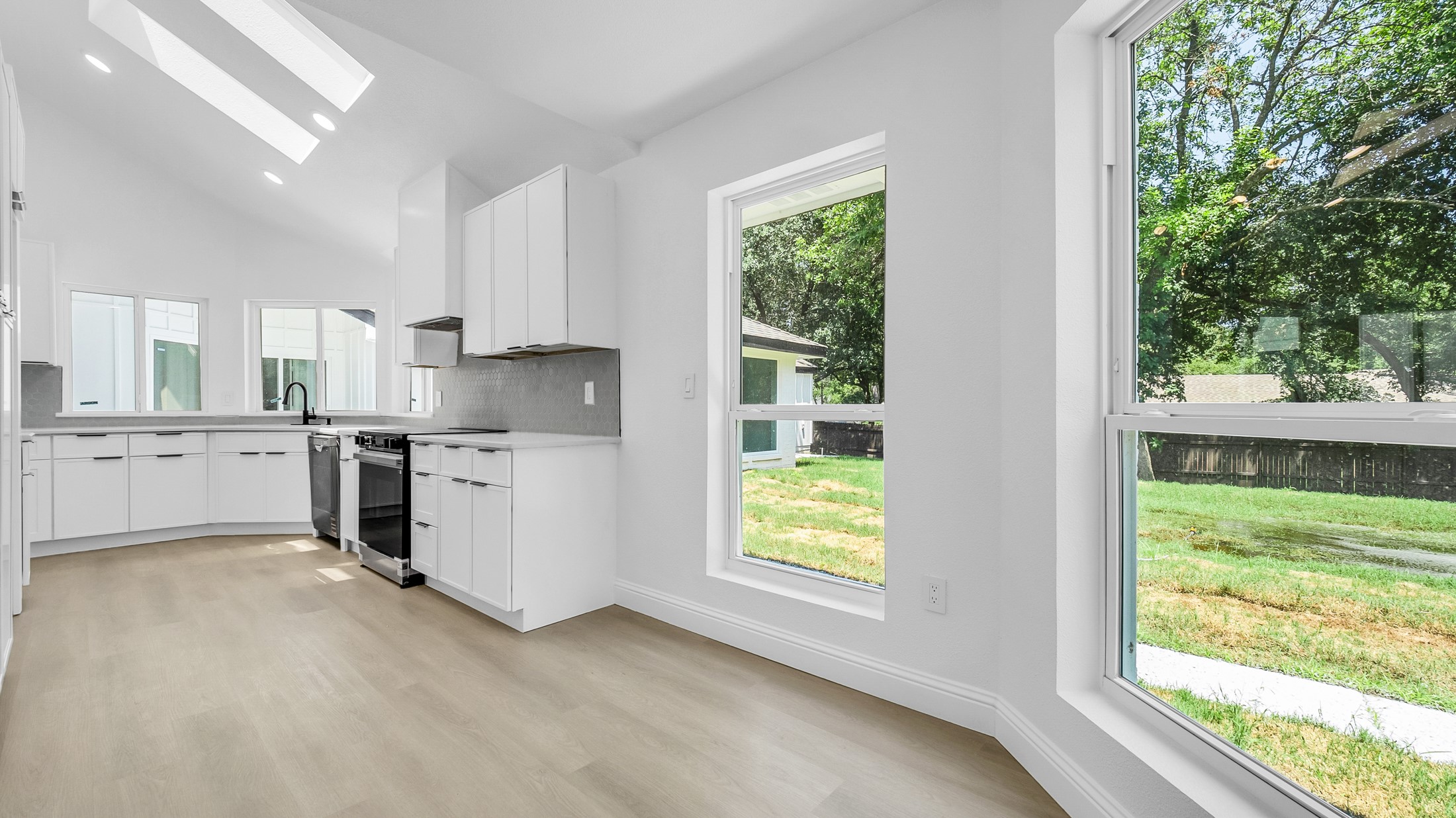 1202 Quail Hollow Drive Garland TX 75043