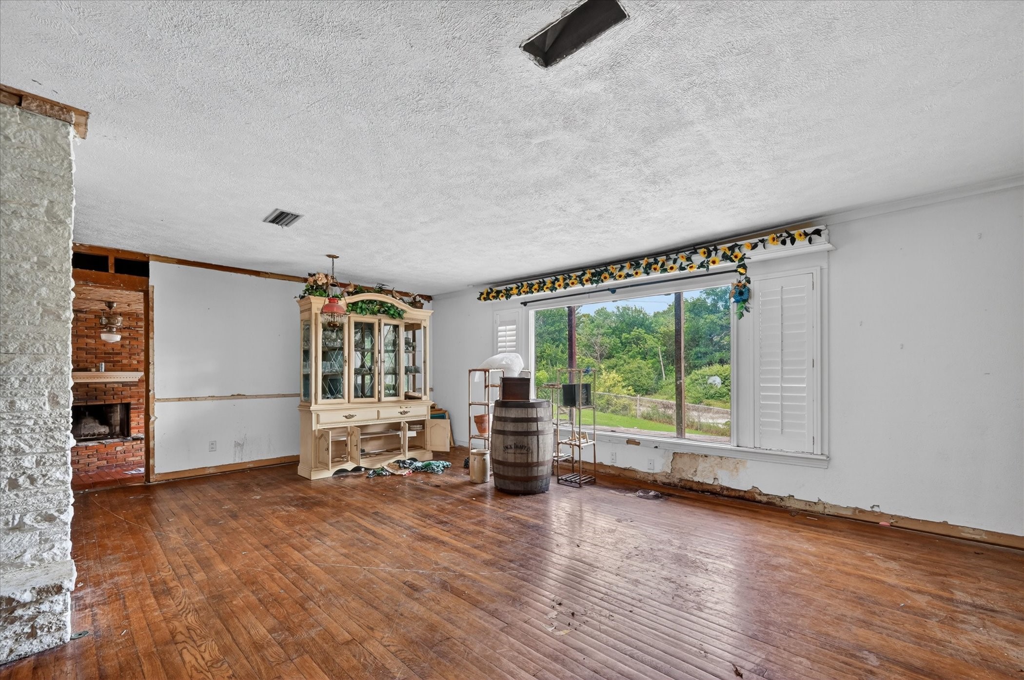 1148 Rock Creek Drive Garland TX 75040