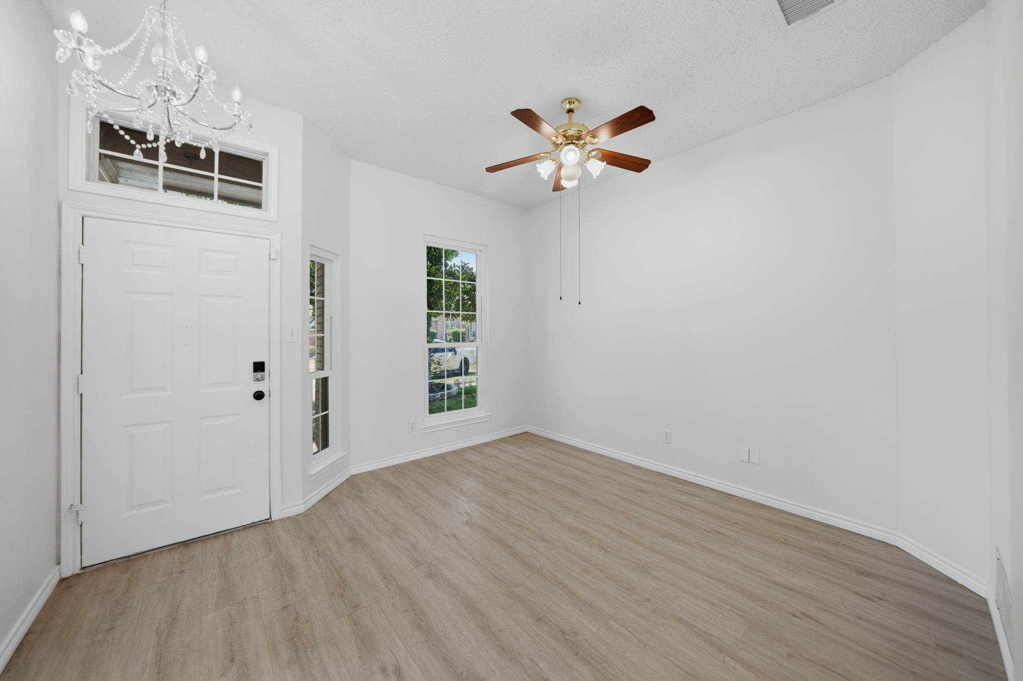 2317 Edinburgh Way Garland TX 75040