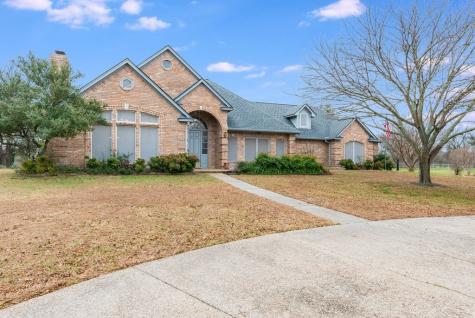 1926 Circleview Drive Weatherford TX 76087