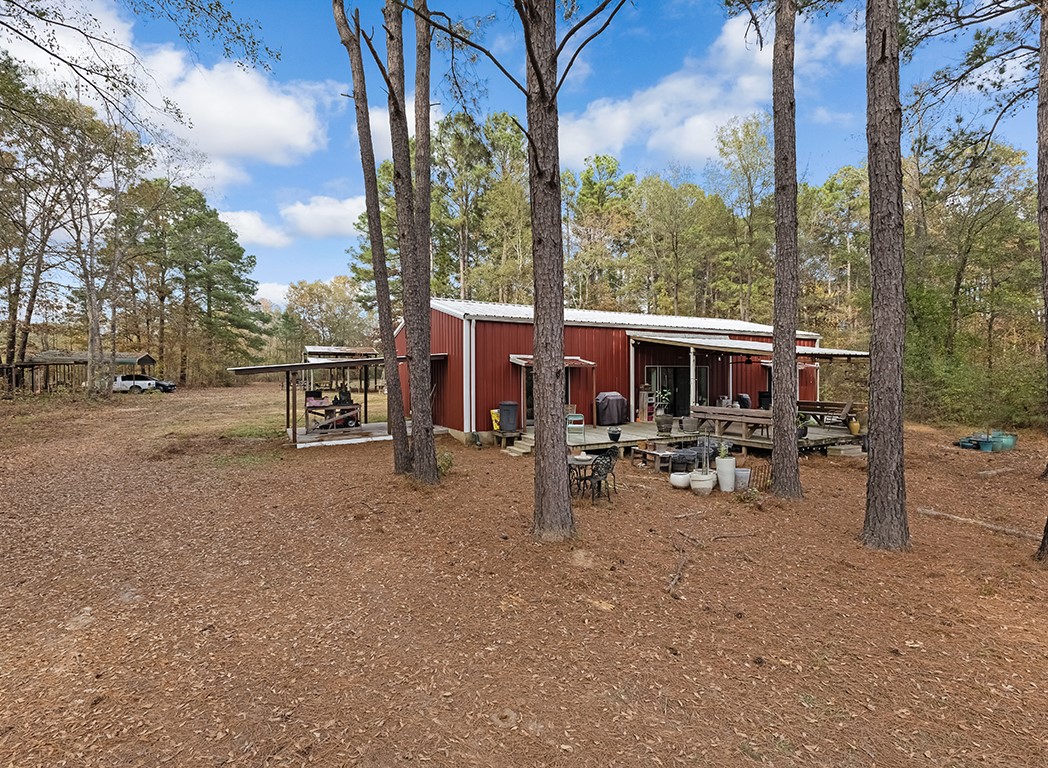 129 County Road 1239 Maud TX 75567