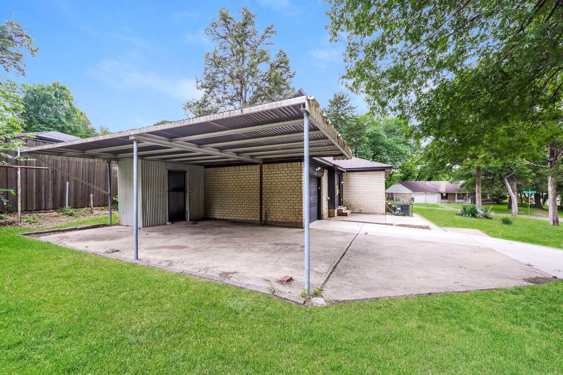 2346 Rexlawn Drive Dallas TX 75227