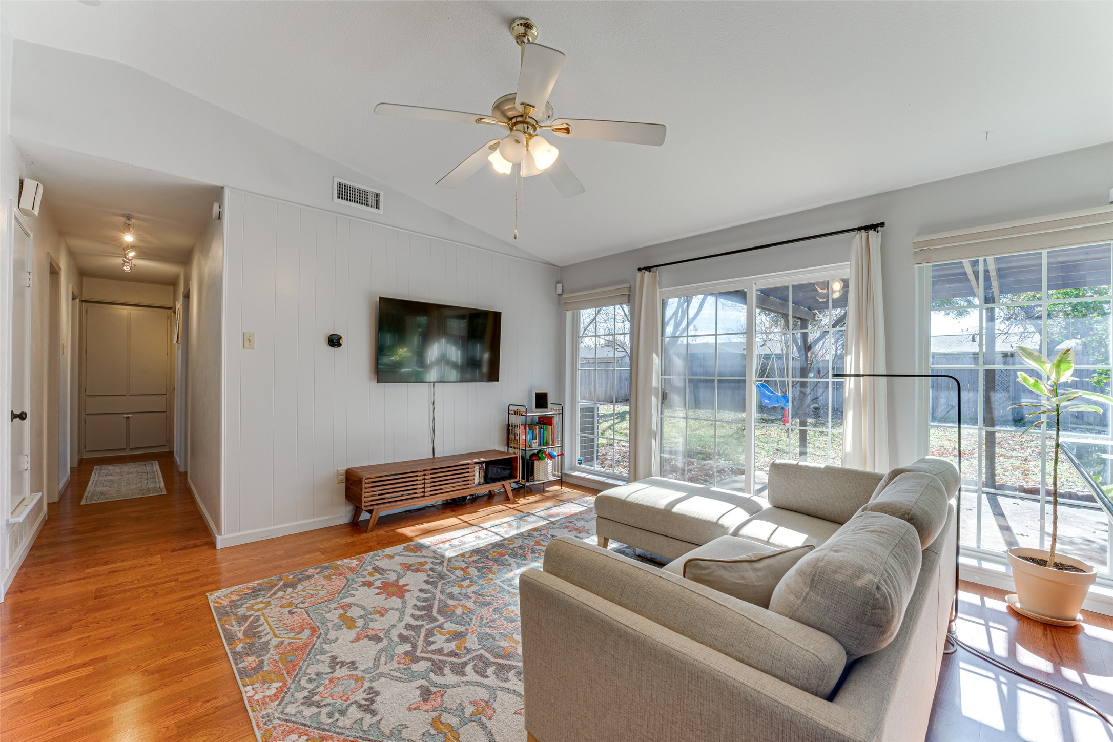 1818 Pine Knot Drive Garland TX 75044