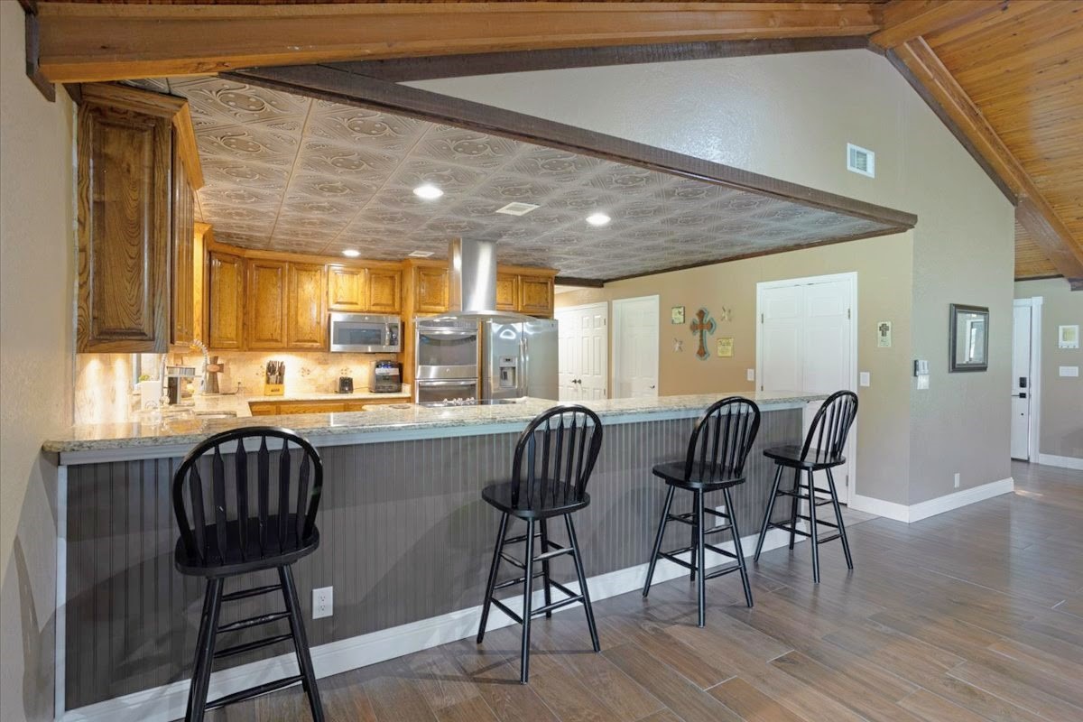 1578 County Road 1240 Savoy TX 75479