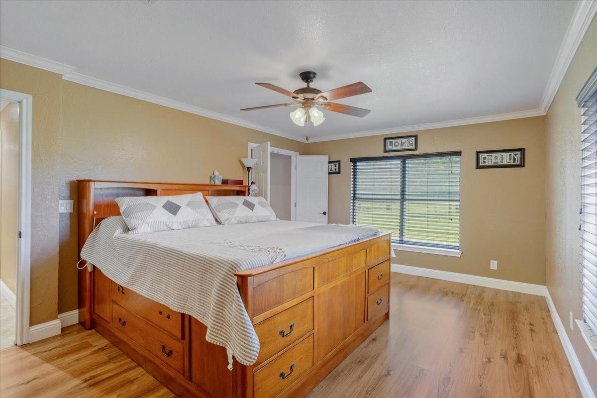 1578 County Road 1240 Savoy TX 75479