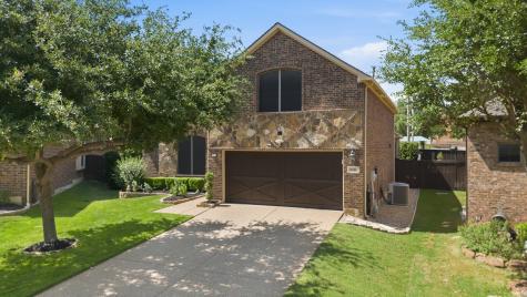 8421 La Fontaine Drive North Richland Hills TX 76182