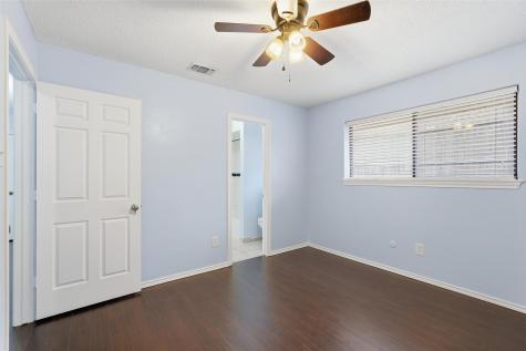 1117 E Spring Valley Road Richardson TX 75081