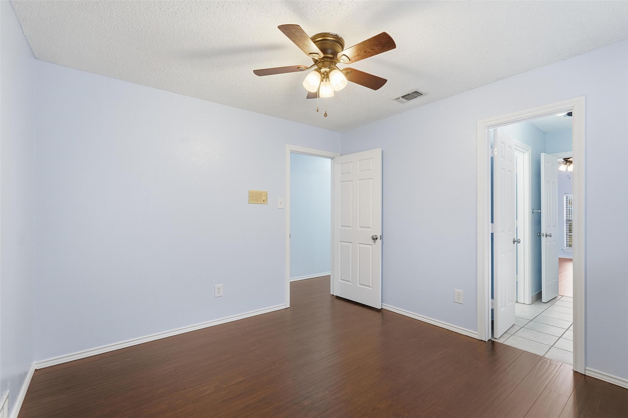 1117 E Spring Valley Road Richardson TX 75081