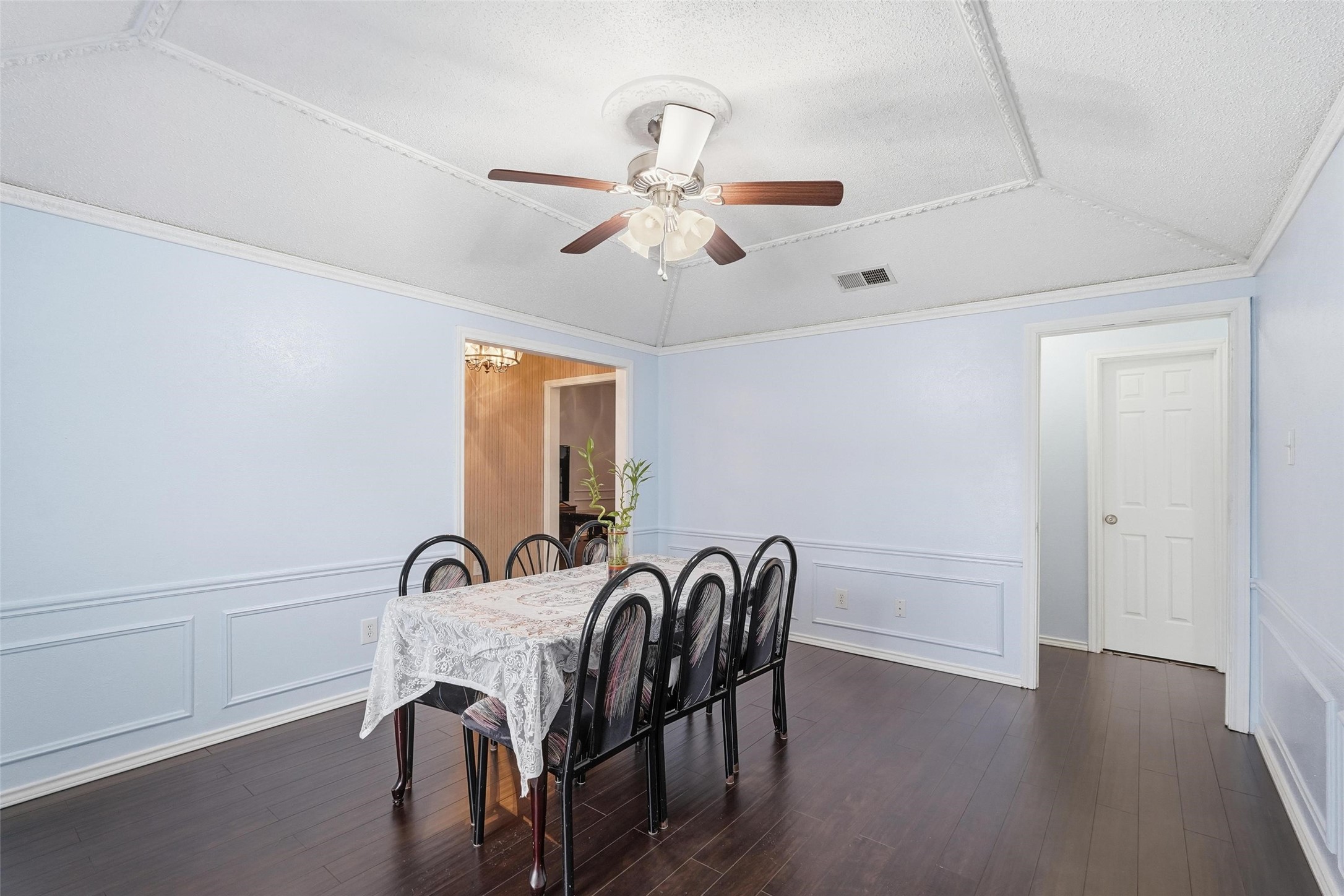 1117 E Spring Valley Road Richardson TX 75081
