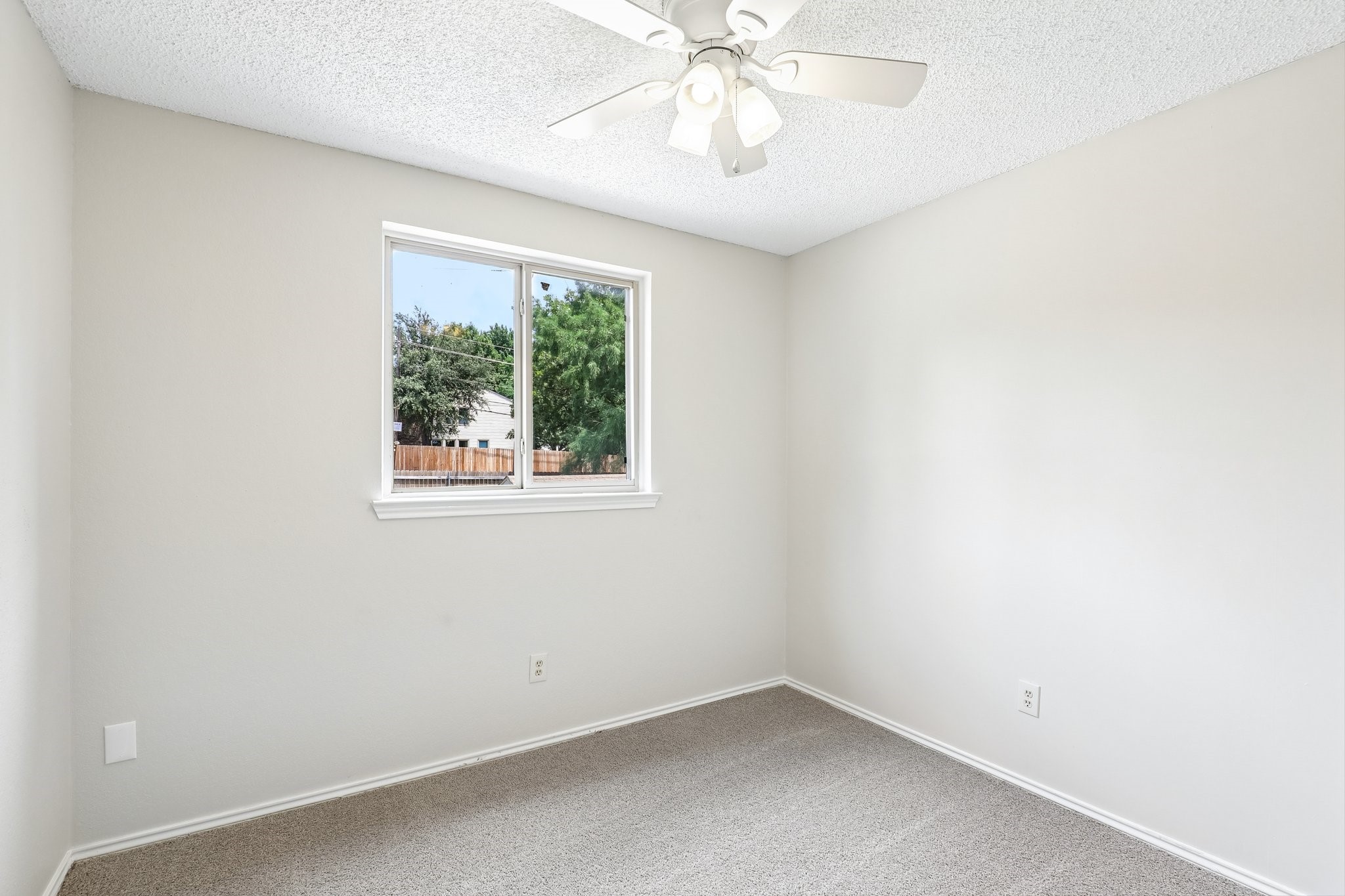 2710 Newkirk Court Euless TX 76039