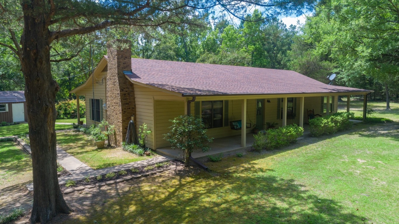 544 County Road 3202 Jacksonville TX 75766