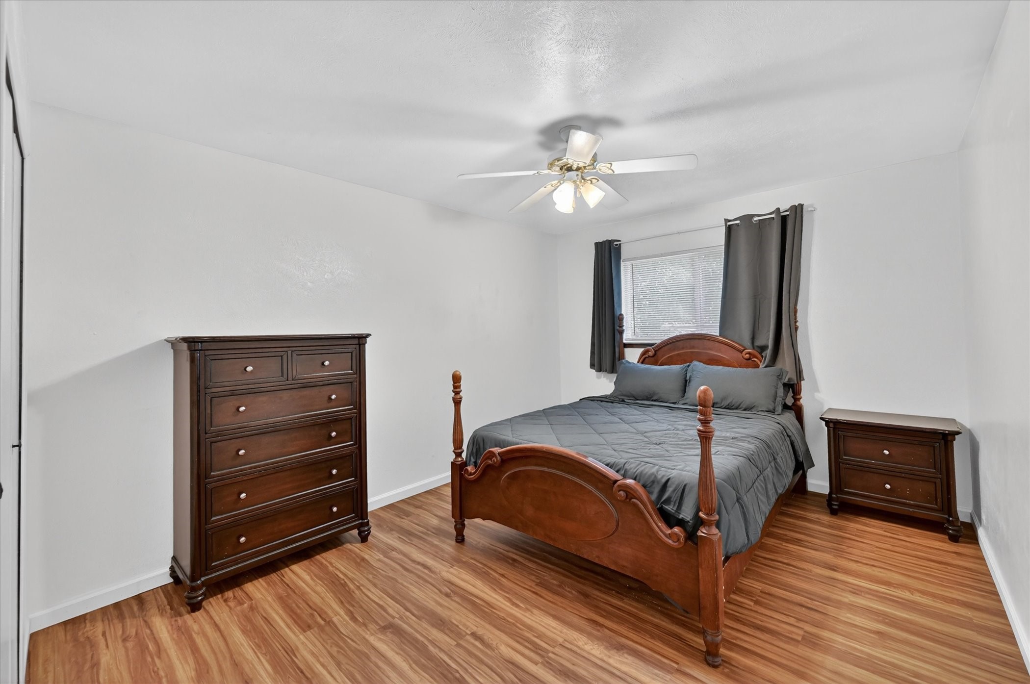 2705 Treeview Drive Arlington TX 76016