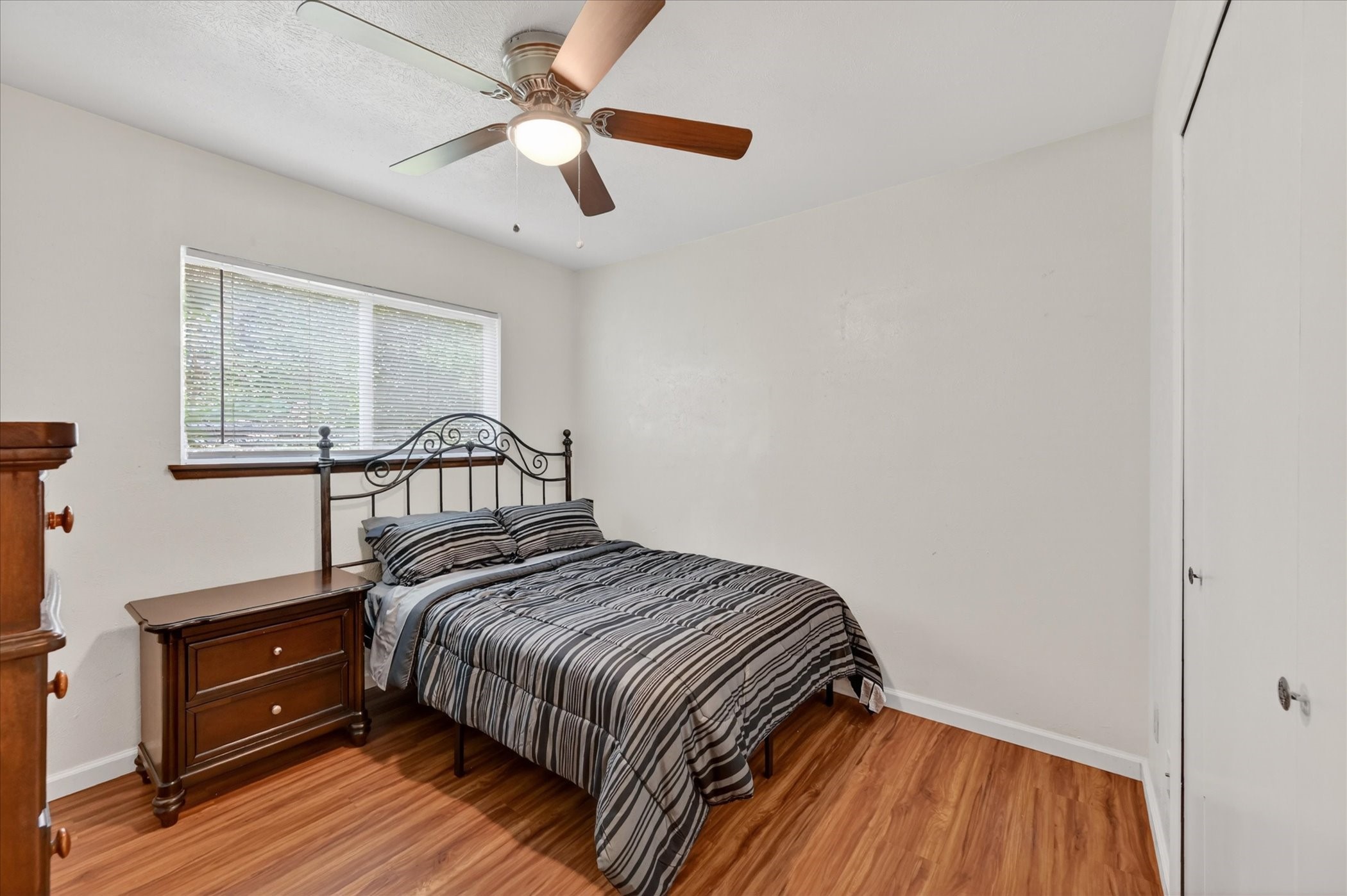 2705 Treeview Drive Arlington TX 76016