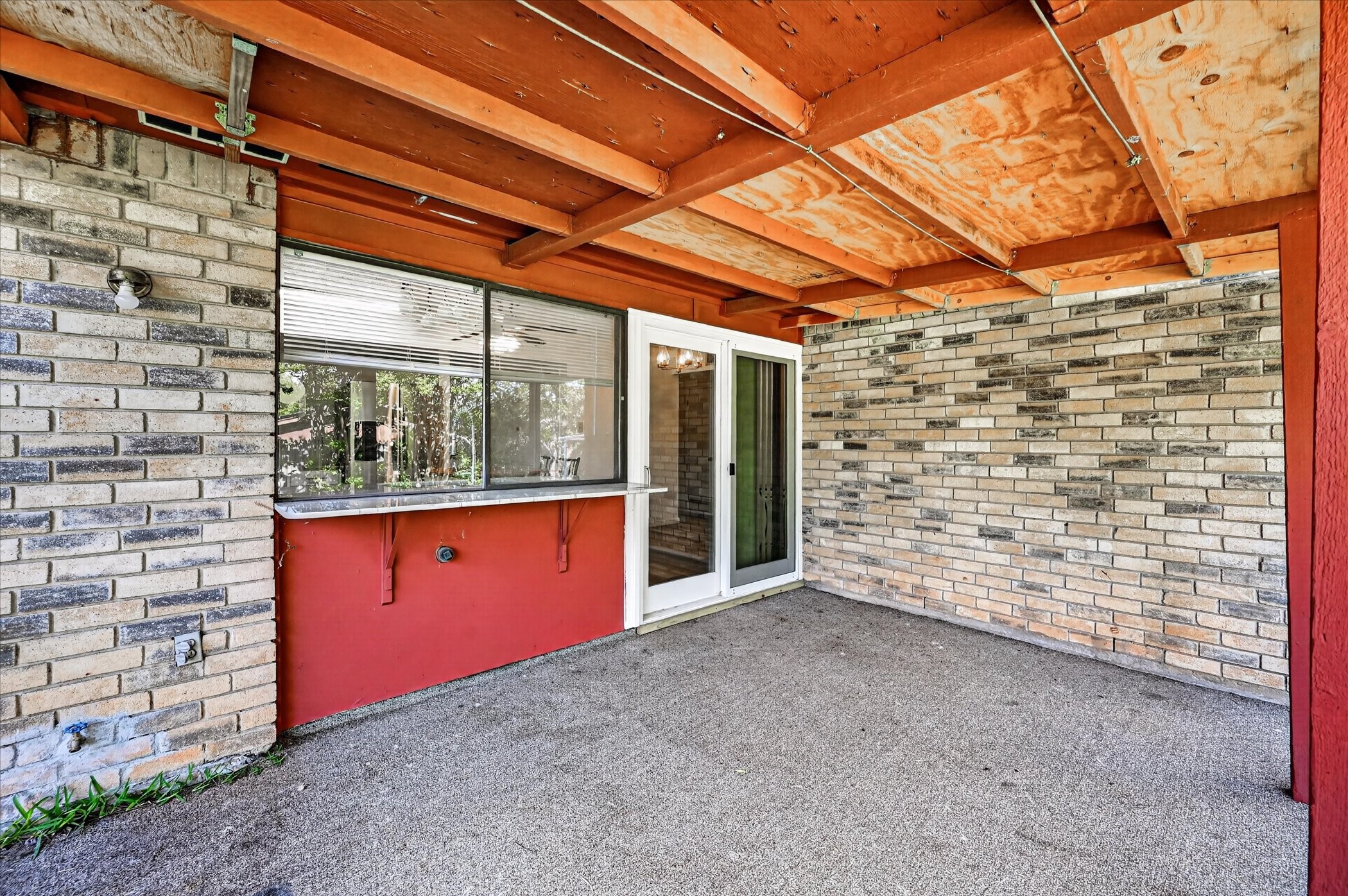 2705 Treeview Drive Arlington TX 76016