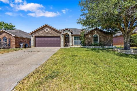 8159 Berkshire Drive Fort Worth TX 76137