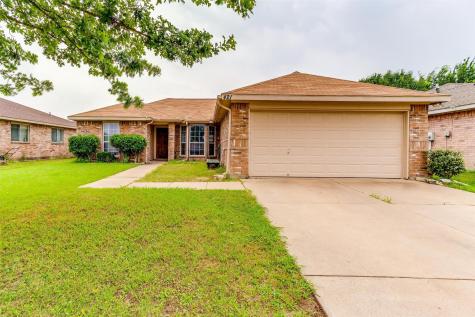421 Hanover Street Burleson TX 76028