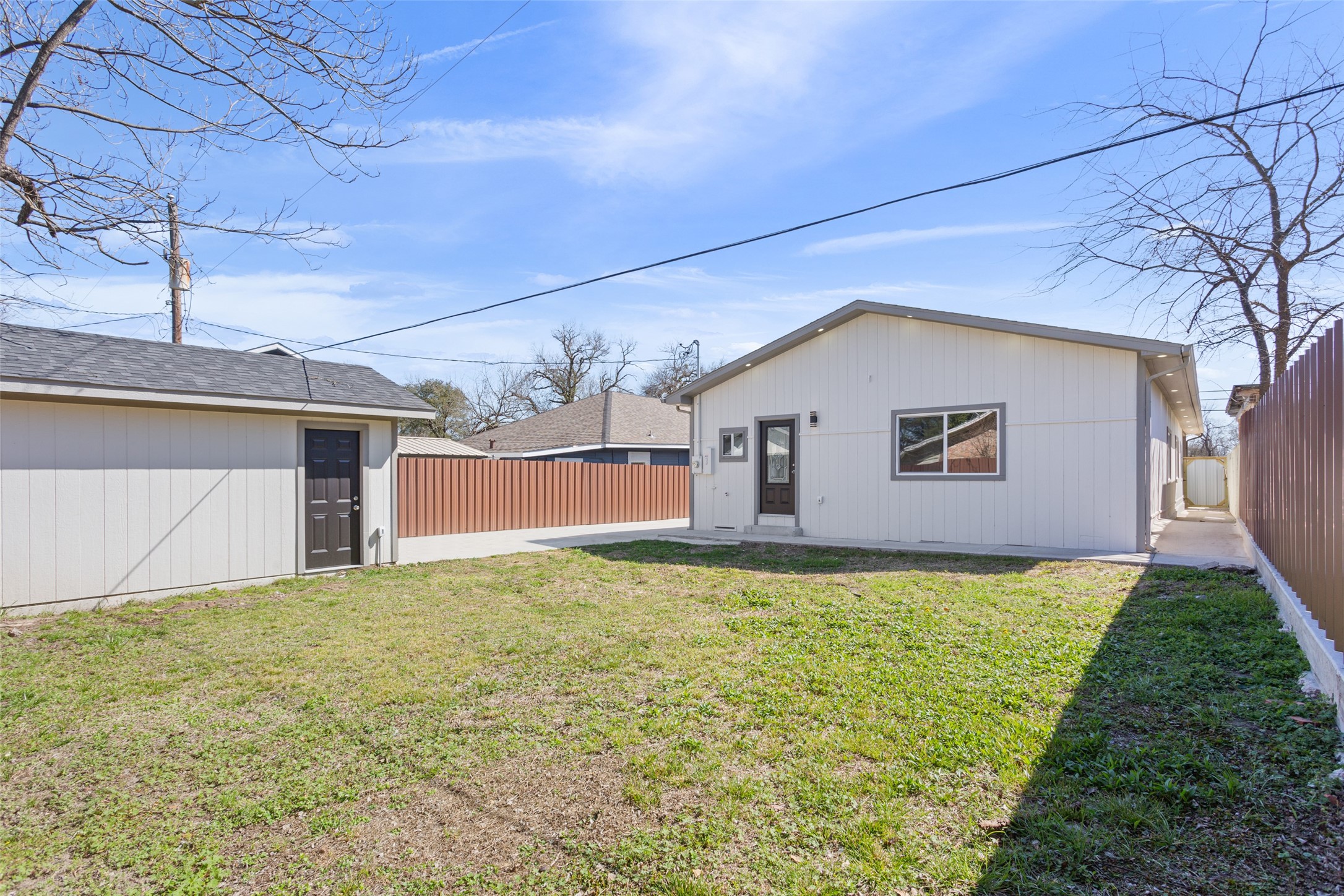 715 E Main Street Mexia TX 76667