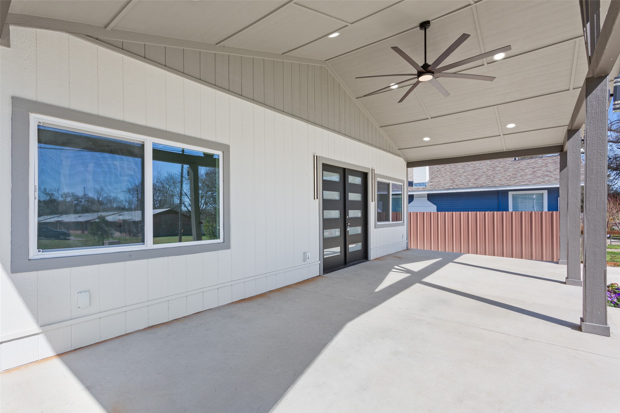 715 E Main Street Mexia TX 76667