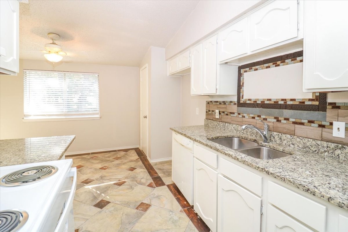 5706 Guildwood Drive Arlington TX 76017