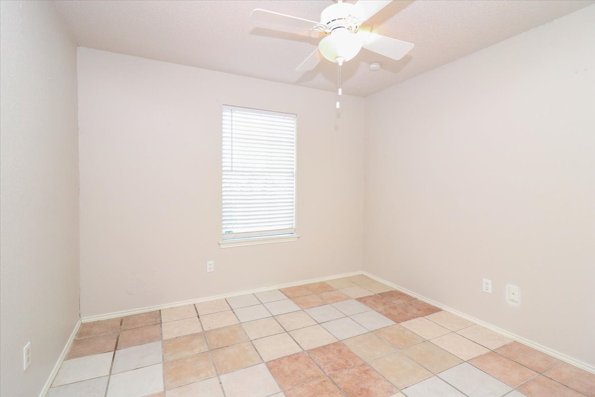5706 Guildwood Drive Arlington TX 76017