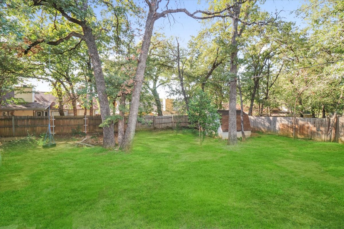 5706 Guildwood Drive Arlington TX 76017