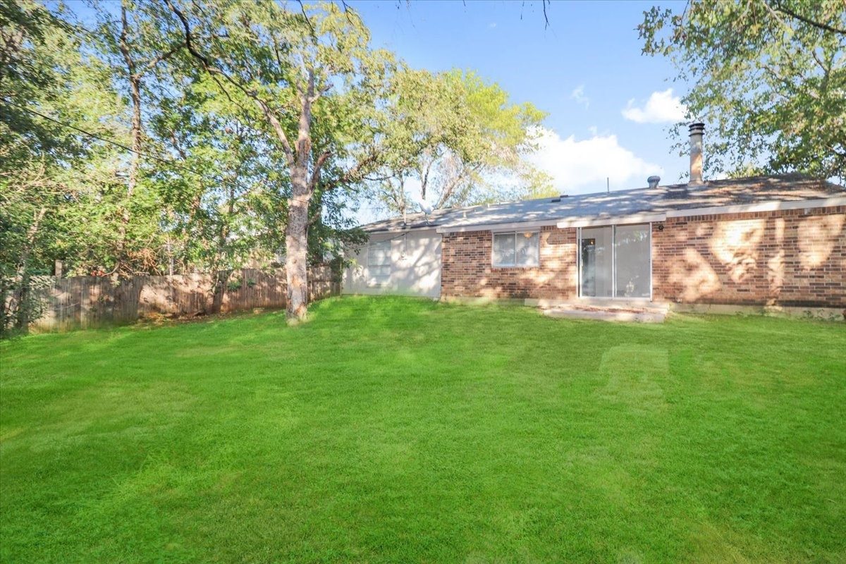5706 Guildwood Drive Arlington TX 76017