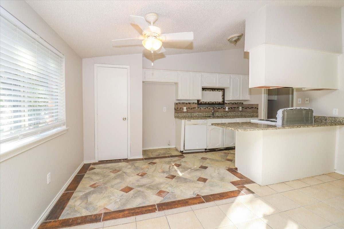 5706 Guildwood Drive Arlington TX 76017