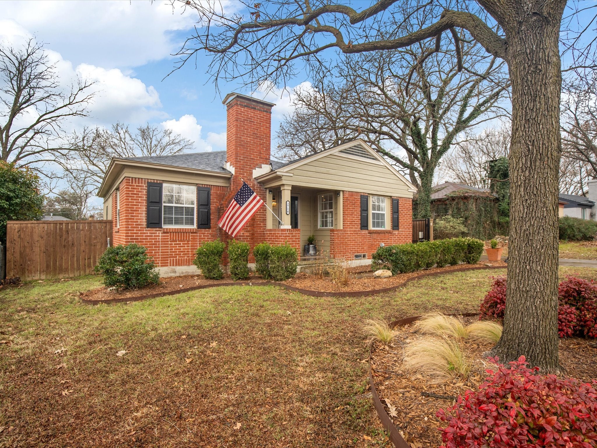 2714 San Jose Drive Dallas TX 75211