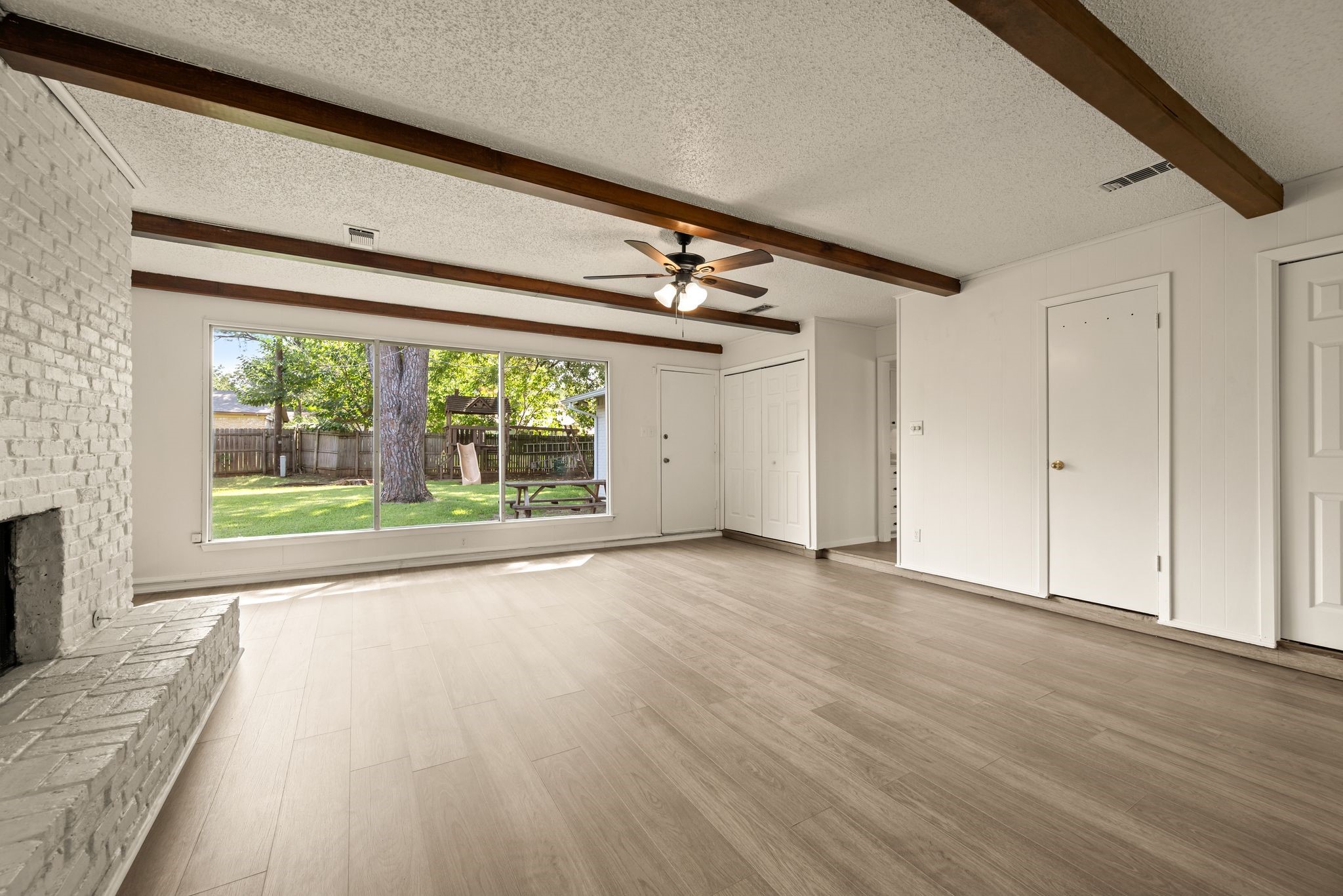 1008 Fayette Drive Euless TX 76039