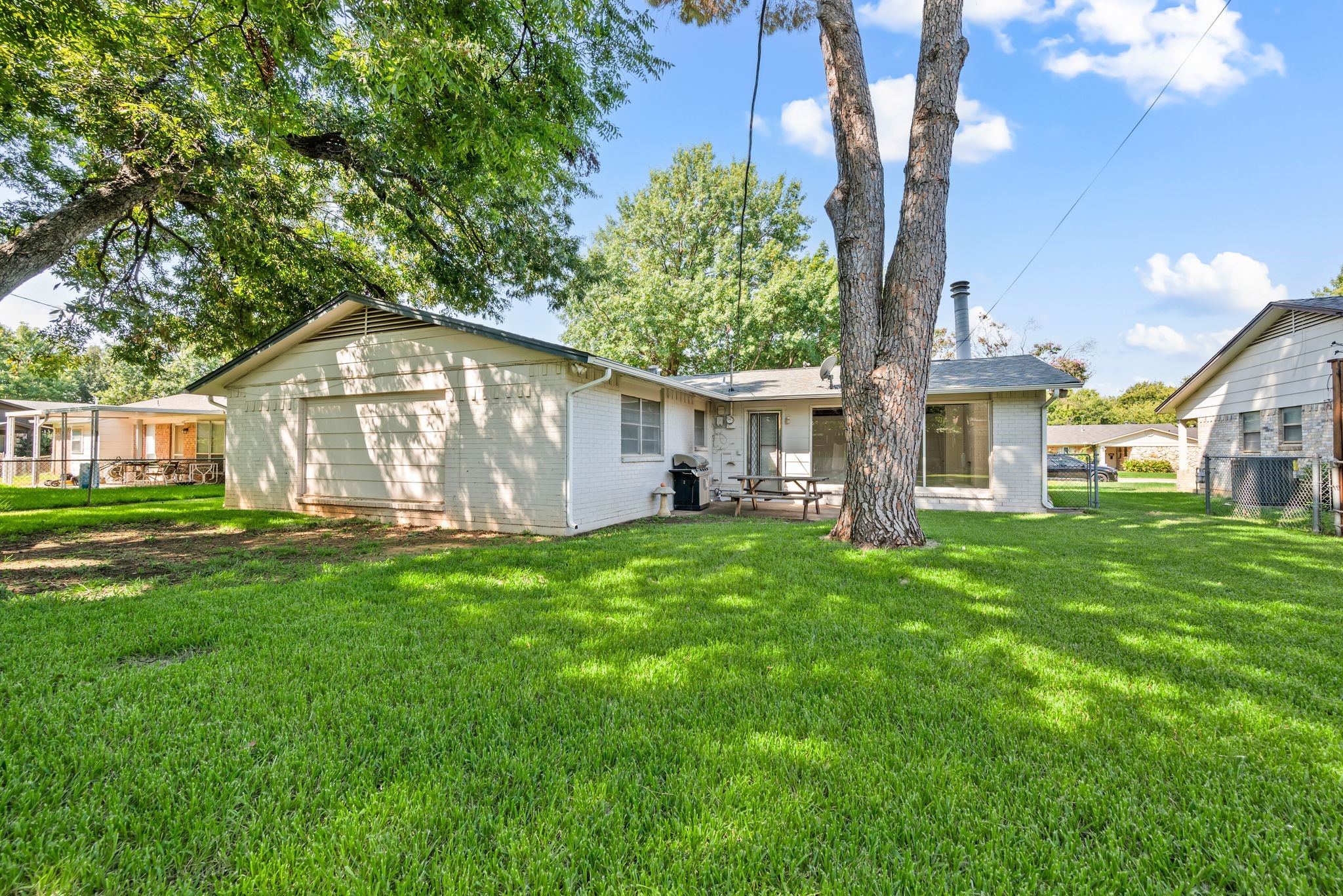 1008 Fayette Drive Euless TX 76039