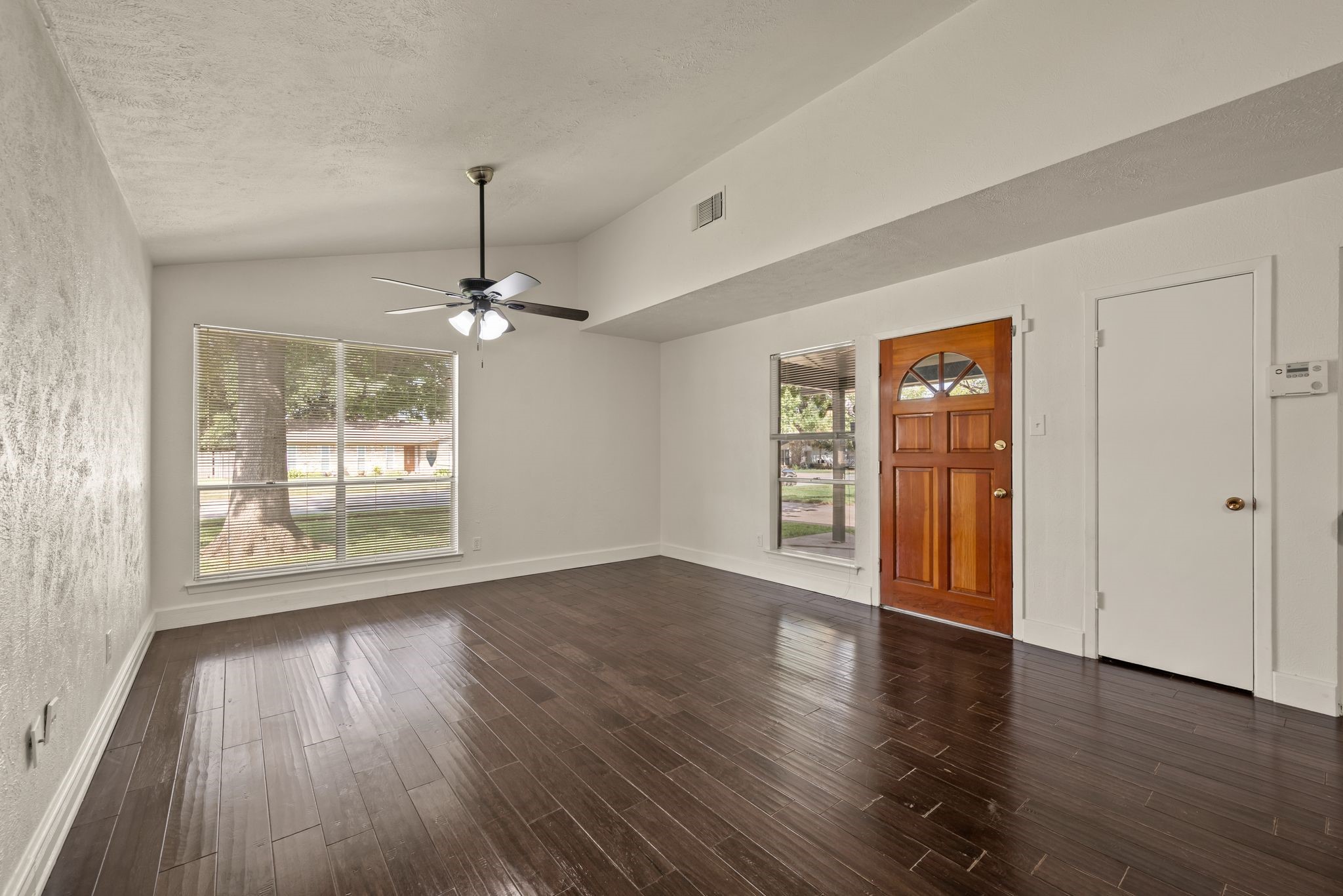 1008 Fayette Drive Euless TX 76039