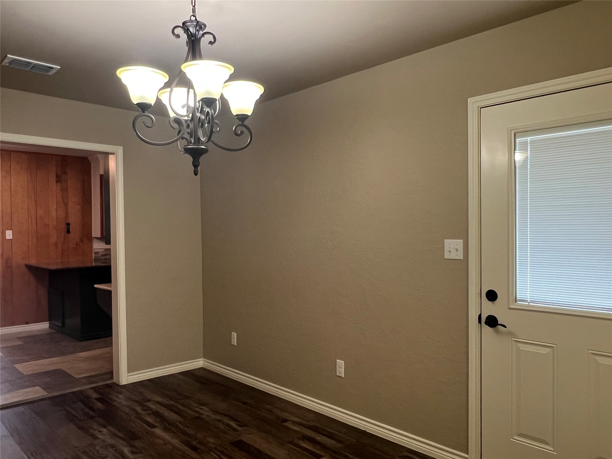 502 W Wichita Henrietta TX 76365