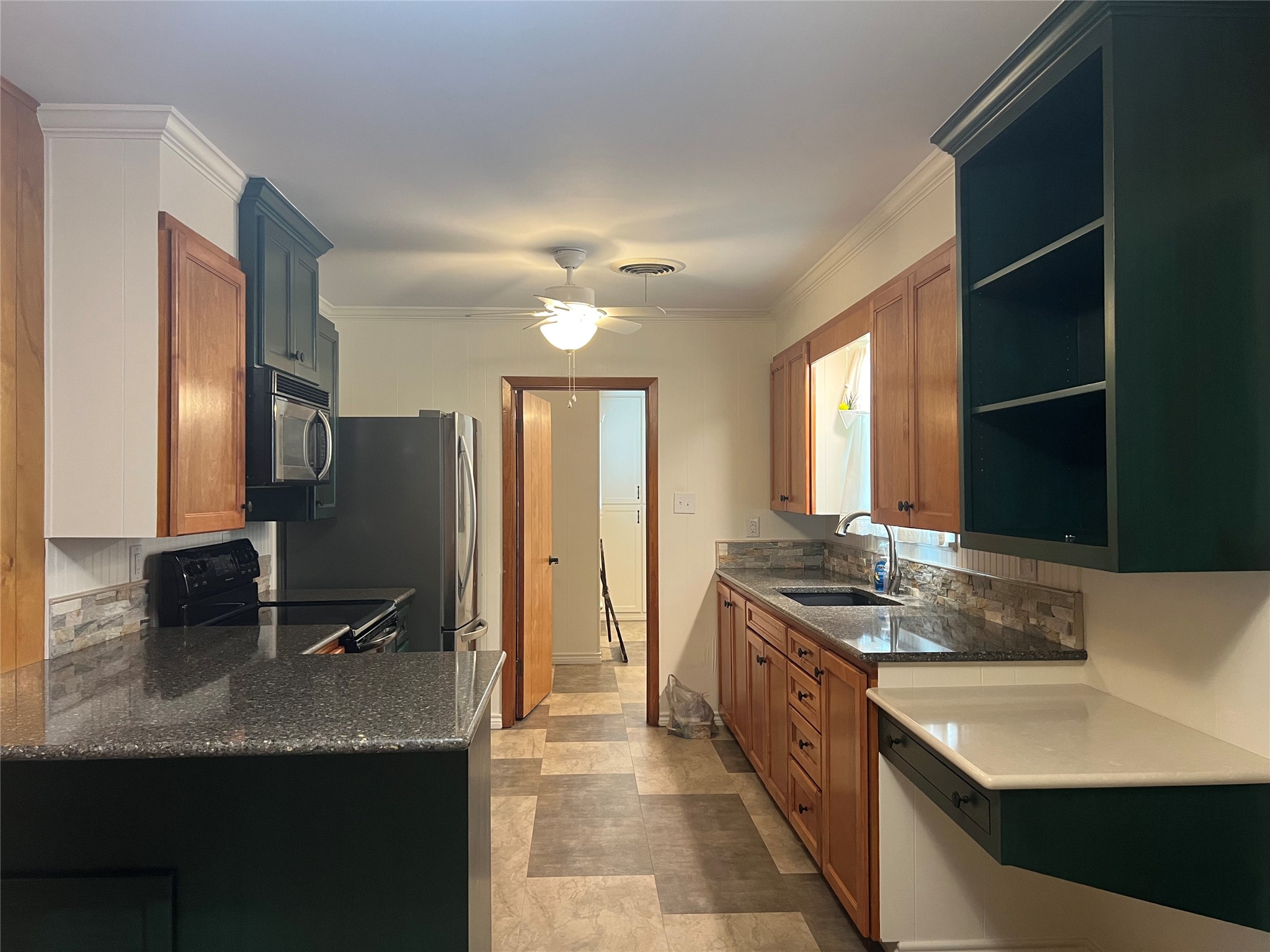 502 W Wichita Henrietta TX 76365