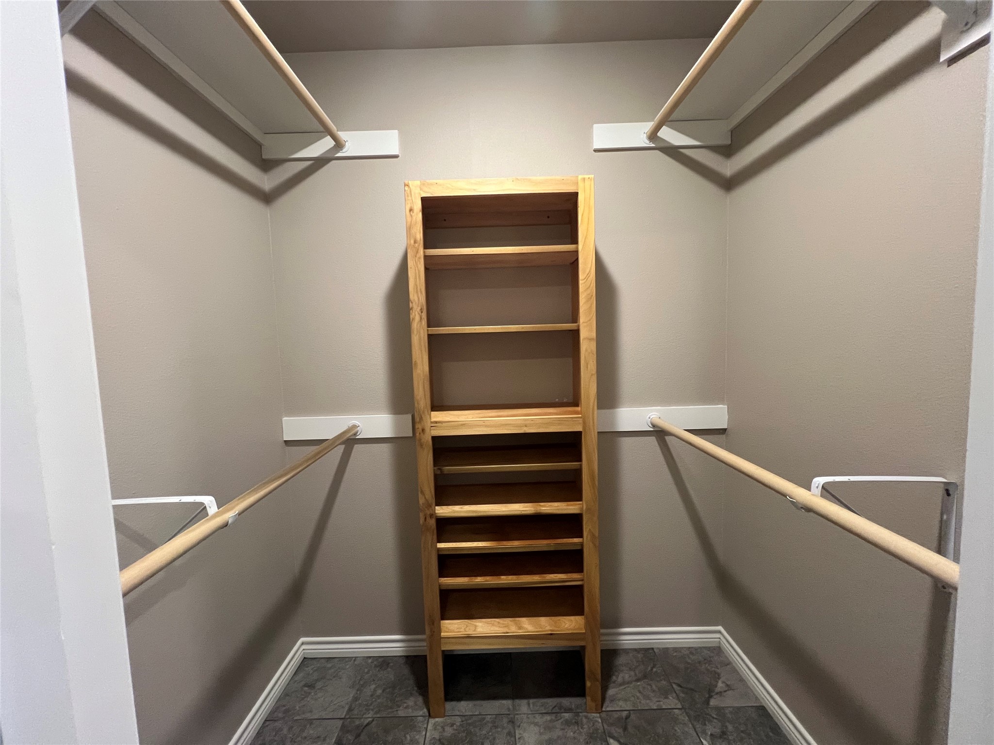 502 W Wichita Henrietta TX 76365