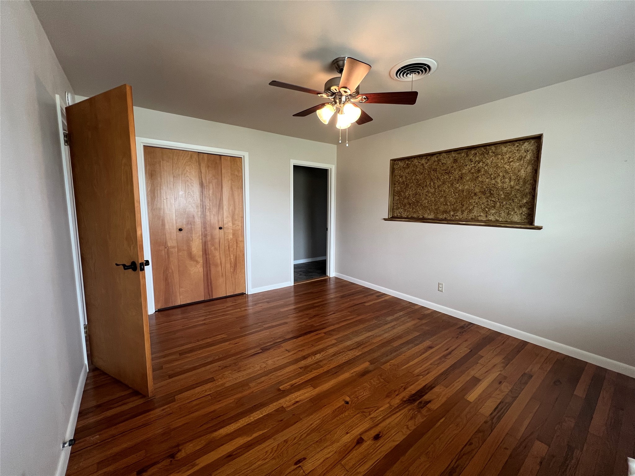 502 W Wichita Henrietta TX 76365
