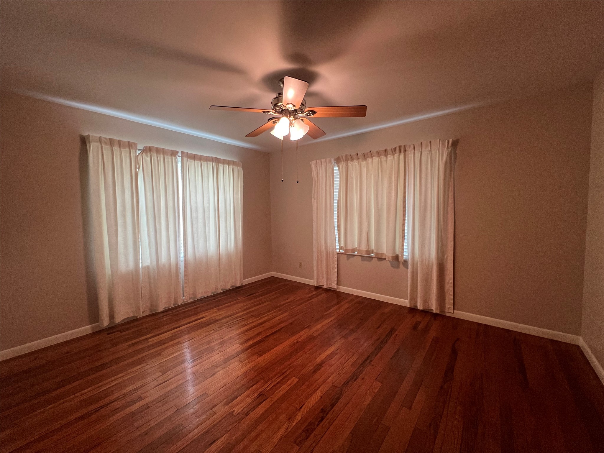 502 W Wichita Henrietta TX 76365