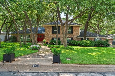 1402 Woodbine Street Arlington TX 76012