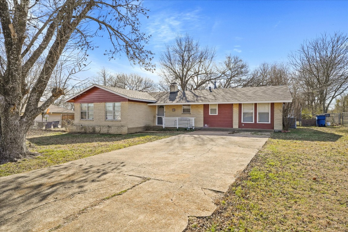 1611 Frederick Street Lancaster TX 75134