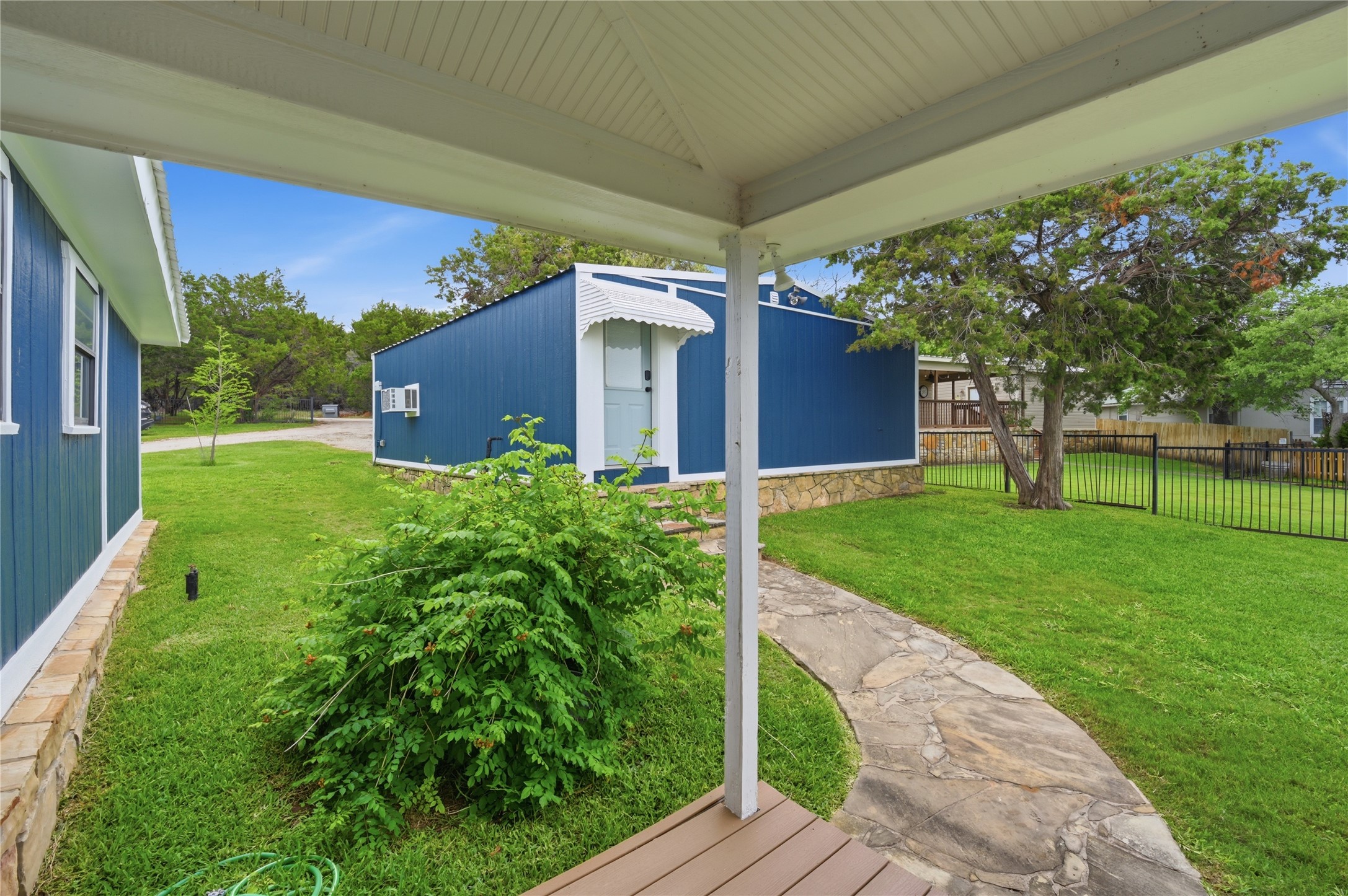 1633 Cedar Crest Loop Graford TX 76449