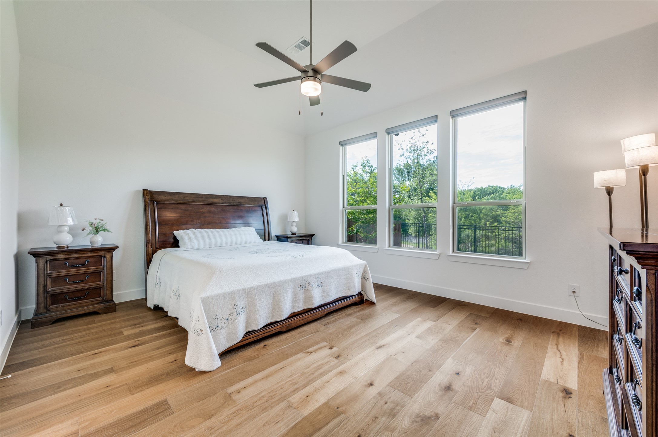 616 Saddle Crest Drive Aubrey TX 76227