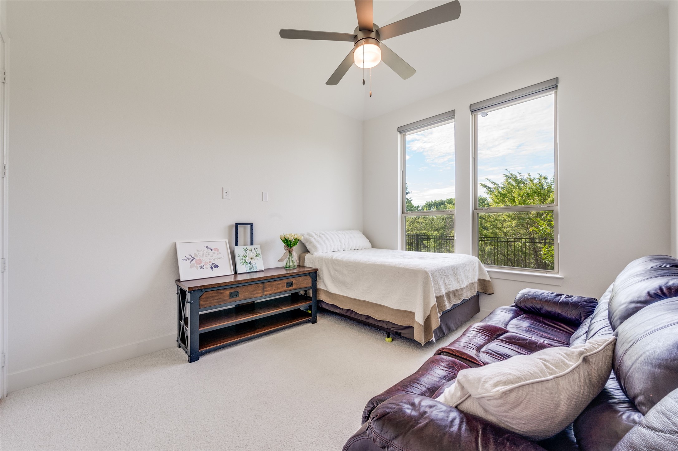 616 Saddle Crest Drive Aubrey TX 76227